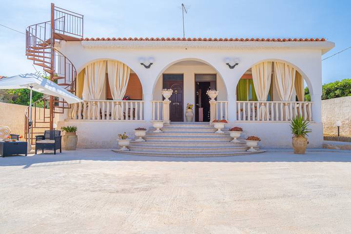 Gîte pour 4 personnes, avec jardin à Avola - 3