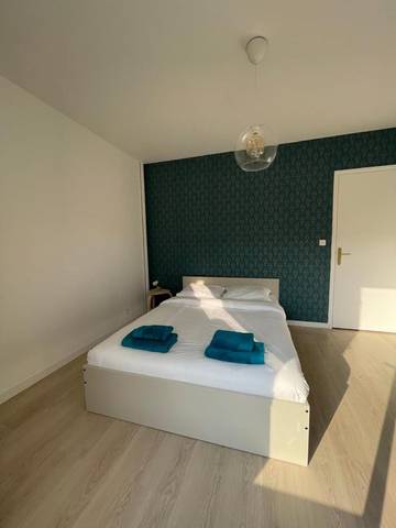 Gîte pour 6 personnes, avec jacuzzi et jardin à Meulers