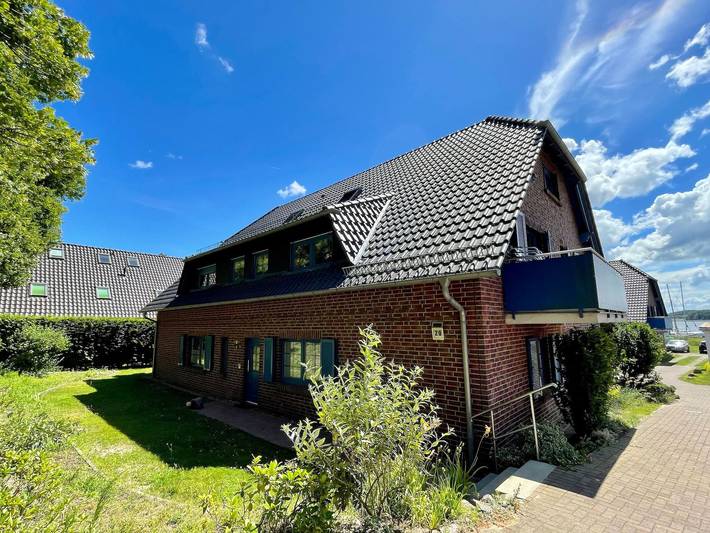 Ferienwohnung für 7 Personen, mit Balkon und Terrasse sowie Garten und Seeblick am Selliner See