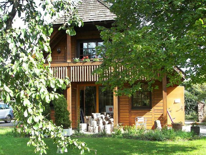 Ferienwohnung für 2 Personen, mit Balkon und Garten in Hüfingen