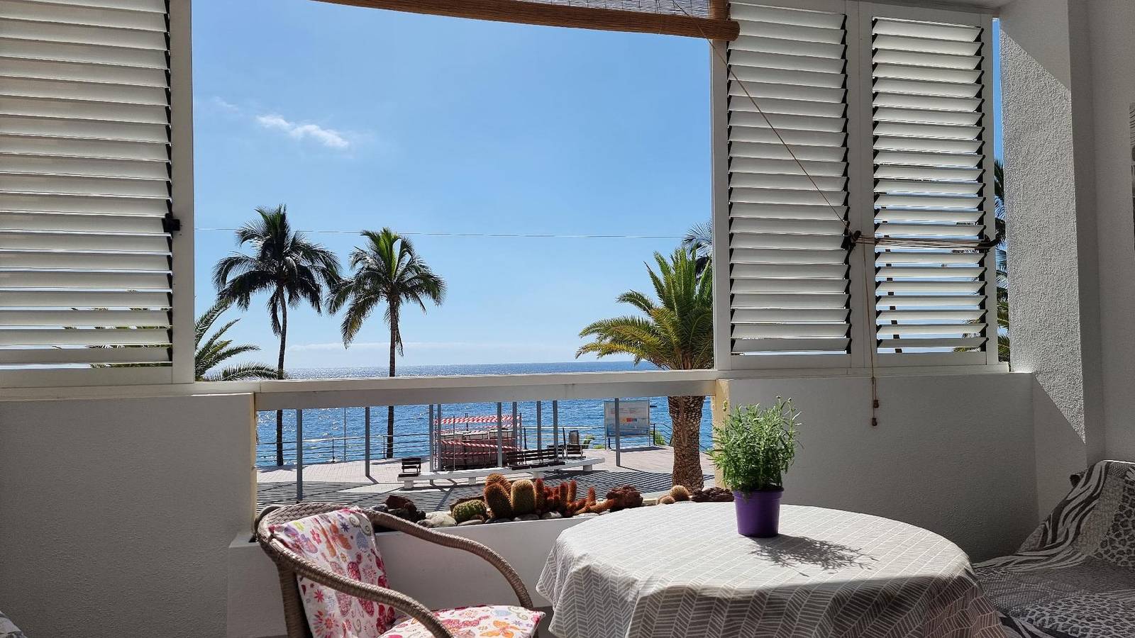 Apartamento vacacional entero, Apartamento de vacaciones para 5 personas aprox. 75 qm en Puerto Naos, La Palma (Costa oeste de La Palma) in Puerto Naos, Los Llanos de Aridane