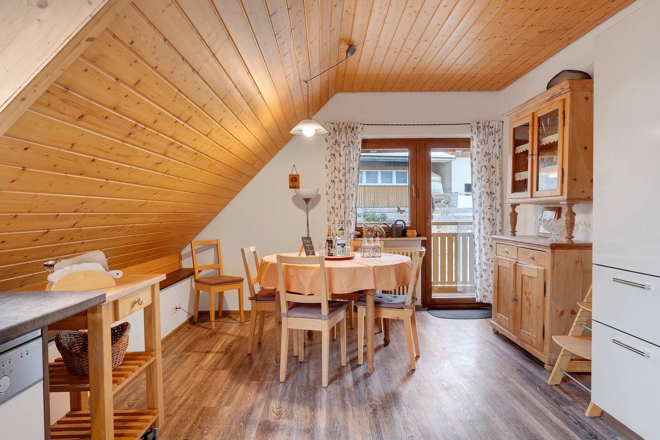 Bühlhof Waldau -Ferienwohnung Wiesenblick, Htg-Card, 2Balkon, Spielscheune, Skilift, Grillmöglichkei in Waldau (Titisee-Neustadt), Titisee-Neustadt