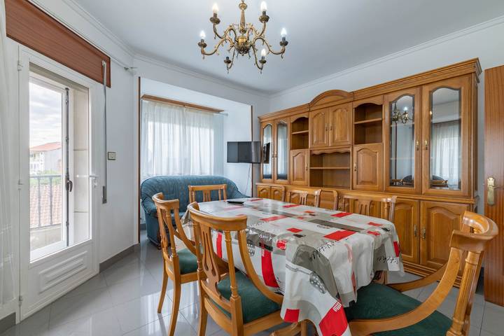 Piso C/ Sarria Monforte de Lemos in Monforte de Lemos, Reserva da Biosfera Ribeira Sacra e Serras do Oribio e Courel