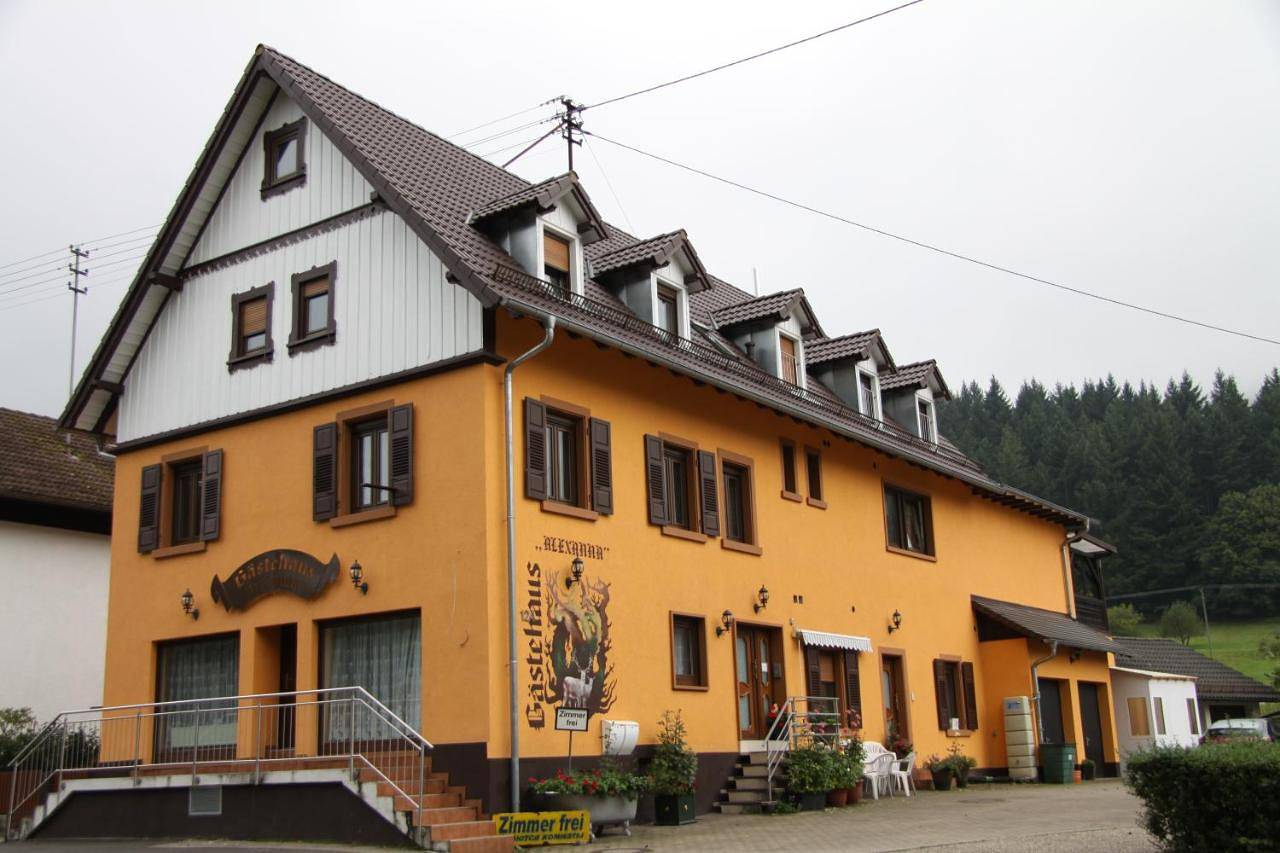 One-Bedroom Apartment with Terrace in Baden-Baden, Forêt Noire du Nord