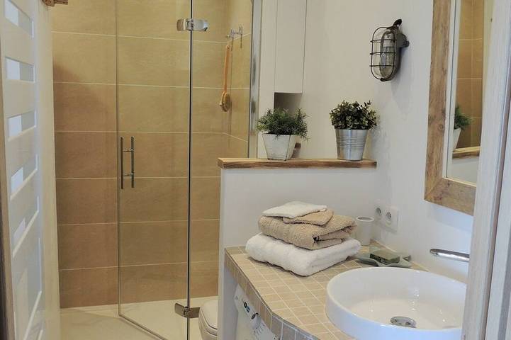 Apartamento entero, Privileged location for this beautiful seafront apartment in Agay, Saint-Raphaël (Var)