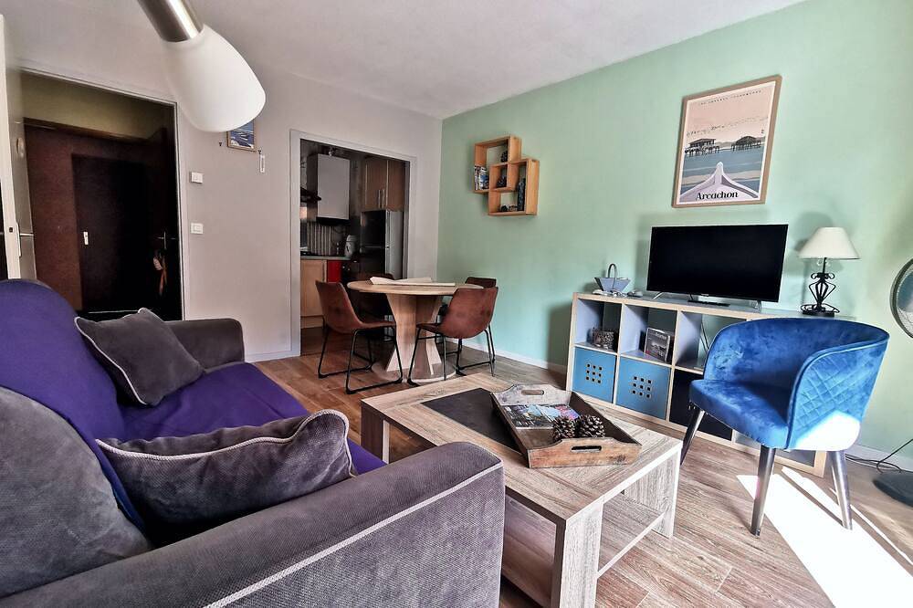 Appartement entier, Appartement T2 de 40m2 avec parking privatif au cœur d'Arcachon in Arcachon, Région d'Arcachon