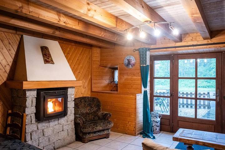 Location de vacances pour 8 personnes, avec terrasse et jardin à Le Malzieu-Forain - 4