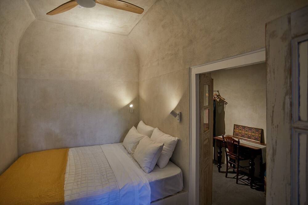 318 Oia Villa in Ormos Ammoudiou, Oia