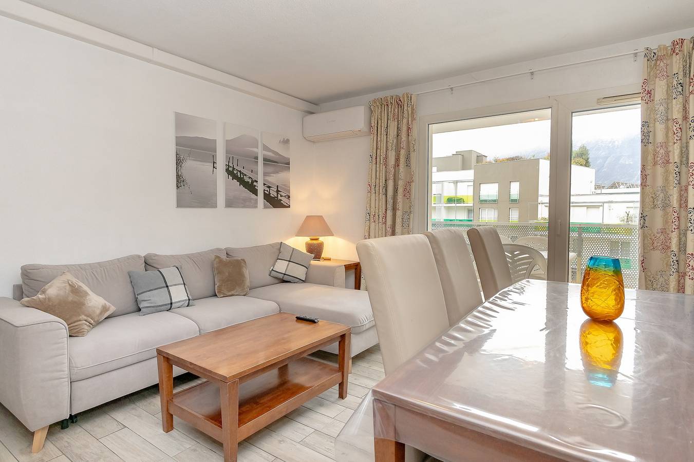Appartement entier, Appartement 'Appartement Aix Les Bains' avec vue sur montagne, terrasse privée et climatisation in Aix-les-Bains, Région de Chambéry