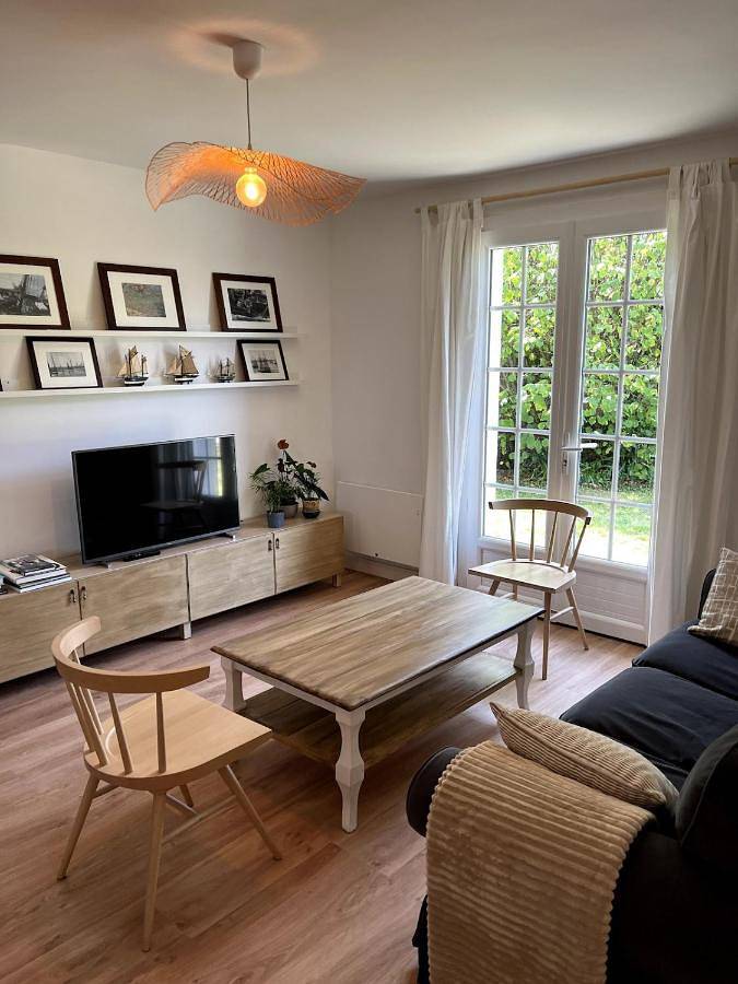 Location de vacances pour 8 personnes, avec jardin dans Lerat - 4