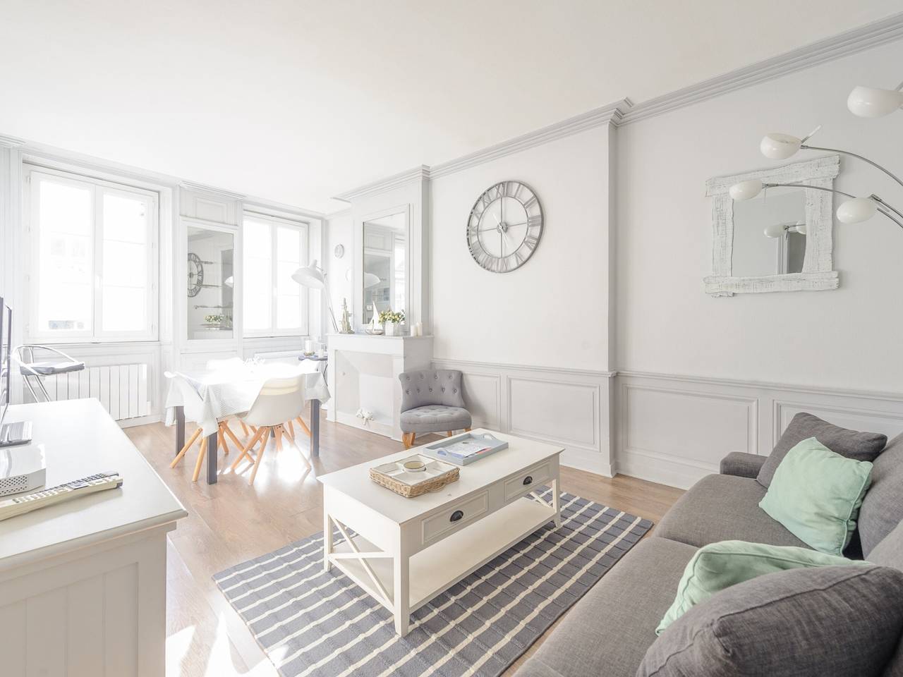 Appartement entier, Appartement T2 lumineux à deux pas du Vieux Port, La Rochelle – tout confort, Wi-Fi, proche commerces in La Rochelle, Région de La Rochelle