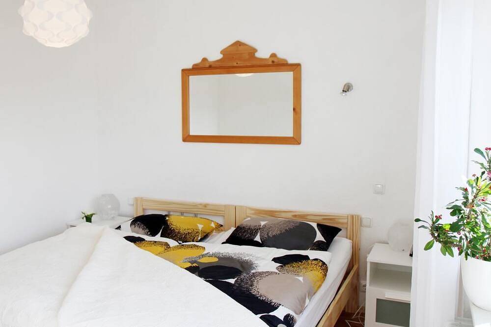 Ganze Wohnung, Ferienwohnung Katja - Fewo, Dusche oder Bad, Wc, 1Schlafraum in Blieskastel, Saarpfalz-Kreis