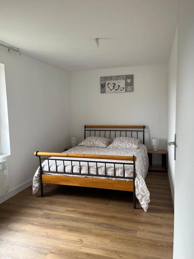 Gîte pour 5 personnes, avec Jardin et Vue à Le Breuil - 3
