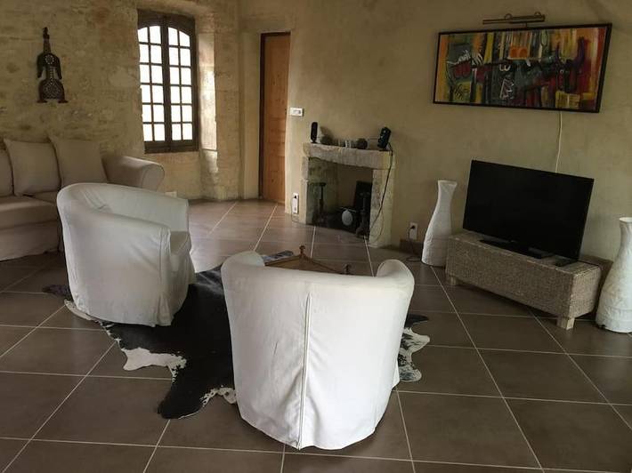 Location de vacances pour 12 personnes, avec Jacuzzi et Terrasse ainsi que Jardin et Piscine à Laval-Saint-Roman - 3