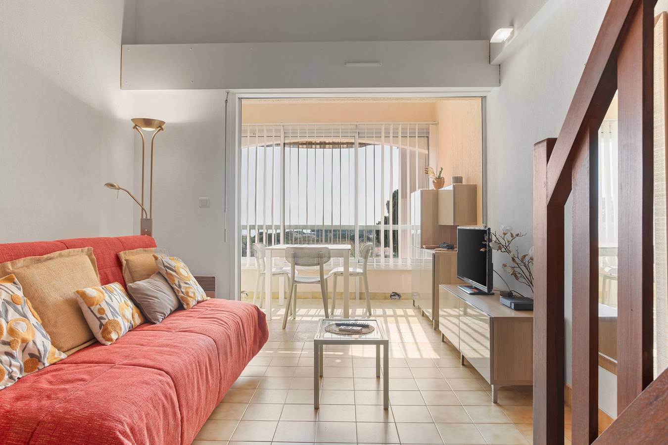 Appartement entier, Appartement « St Clair » avec vue mer, Wi-Fi et climatisation in Le Lavandou, Parc national de Port-Cros