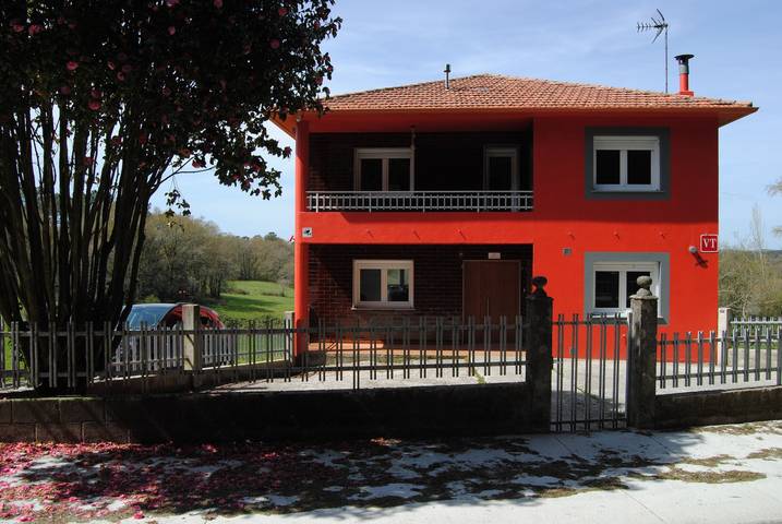 Casa rural para 10 personas, con jardín, Familias con niños en Galicia