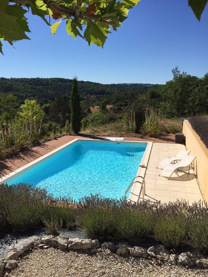 Gîte pour 6 personnes, avec piscine à Plazac - 4