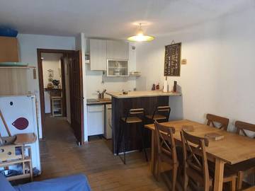Gîte pour 6 personnes, avec jardin et terrasse dans Station de La Colmiane