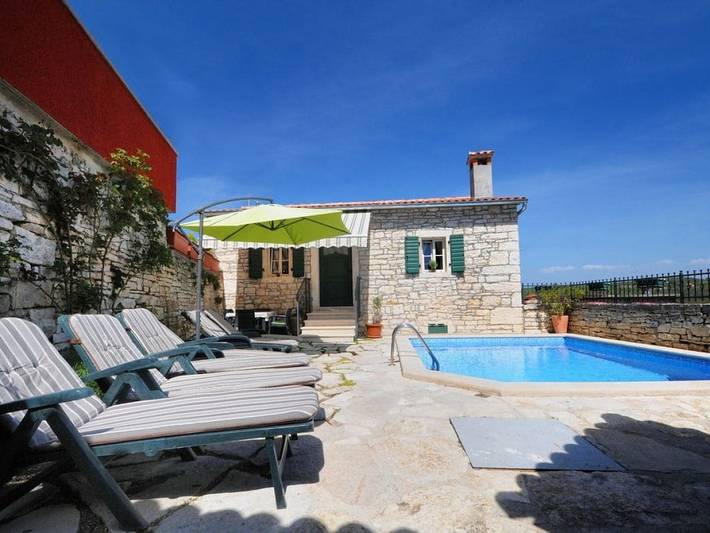 Location de vacances pour 6 personnes, avec piscine à Tinjan - 3