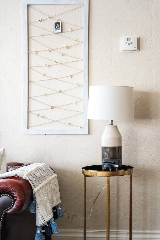 The Halcyon- a Cozy 2Br Tudor in Crestwood-Sleeps 6! in Oklahoma City, Oklahoma County