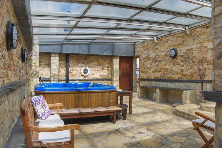 Casa de vacaciones para 12 personas, con jacuzzi además de jardín y piscina en Provincia de Guadalajara - 3
