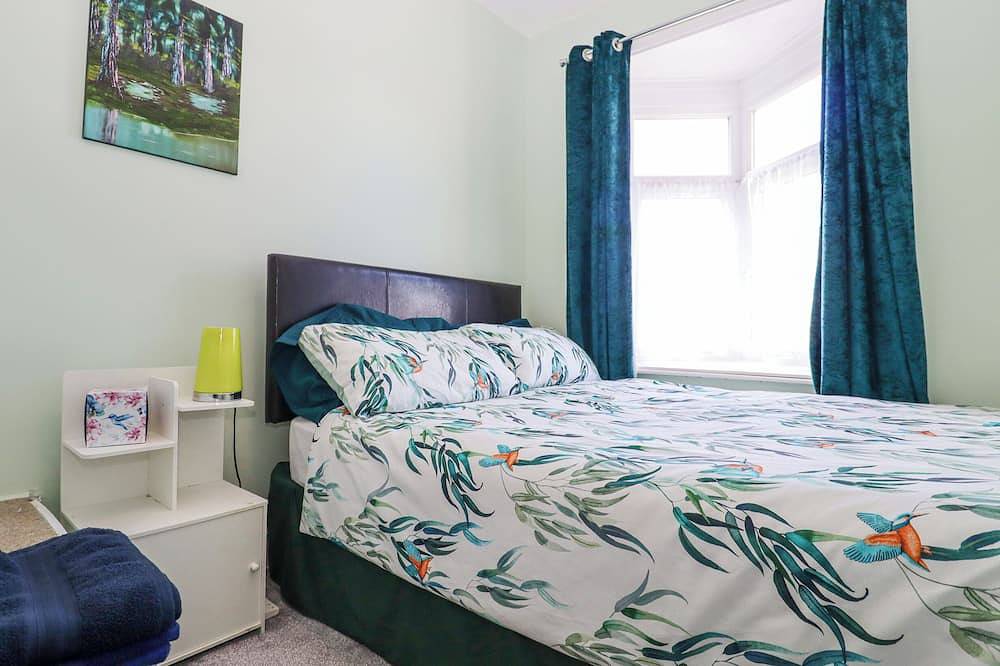 Wildlife Haven, family friendly, country holiday cottage in Margate in Botany Bay, Kent