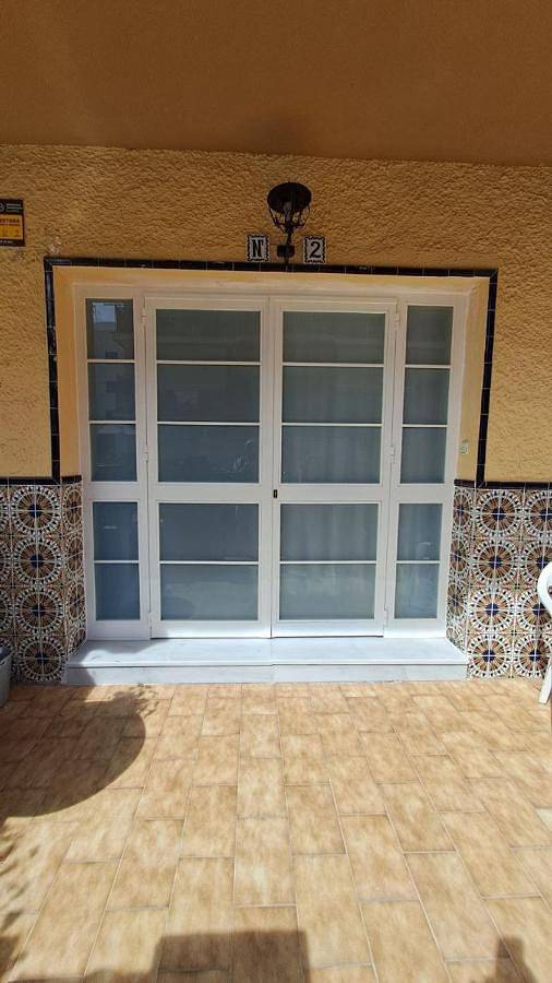 Ferienwohnung für 4 Personen, mit Balkon und Terrasse sowie Ausblick in La Cala del Moral