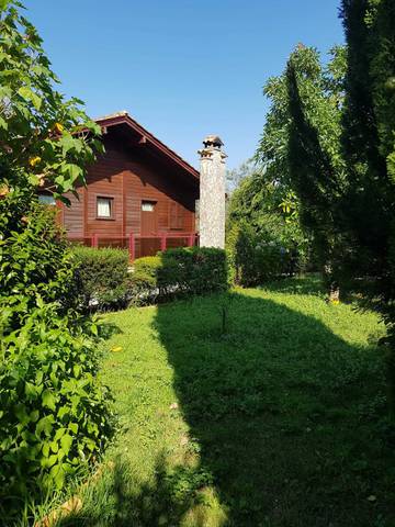 Gîte pour 2 personnes, avec balcon ainsi que jardin et piscine dans Ourém
