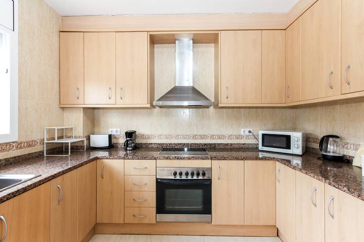 Casa rural para 10 personas, con balcón y jardín en Canyelles - 3