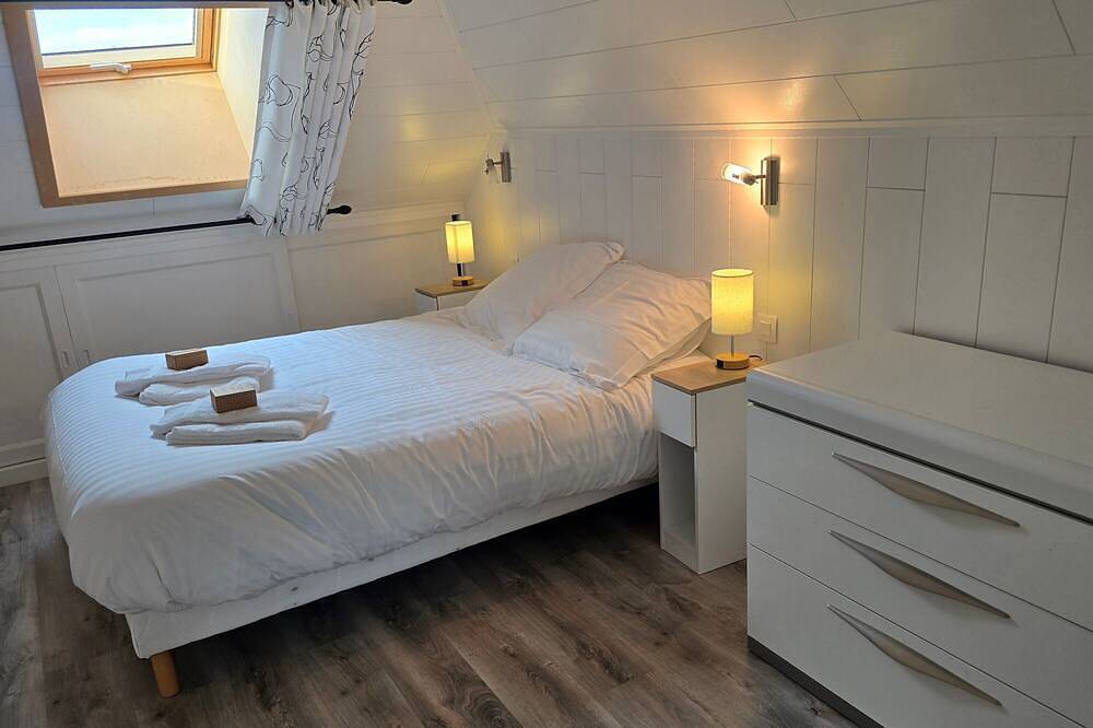 Casa rural «Le Clos Leonard» con piscina privada, terraza y Wi-Fi in La Balme-de-Sillingy, Región de Annecy