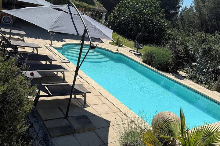 Villa pour 8 personnes, avec jardin - 1