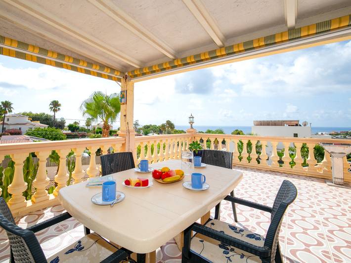 Ferienhaus für 4 Personen, mit Terrasse und Garten an der Costa Blanca - 2