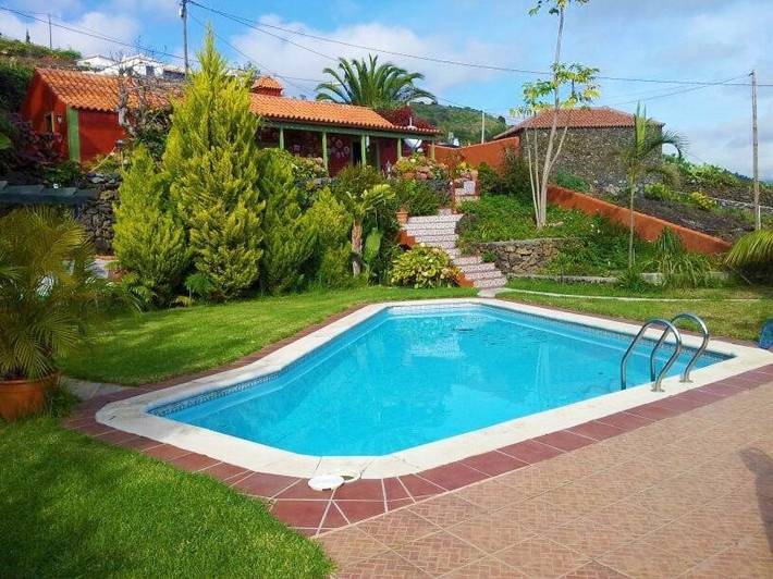 Ferienhaus für 4 Personen, mit Terrasse und Garten sowie Pool und Ausblick in Villa de Mazo