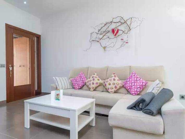Entire holiday apartment, Casa Holganza - House In Maria De La Salut in Maria de la Salut, Majorca Center