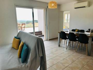 Gîte pour 6 personnes, avec jardin et vue à Peri