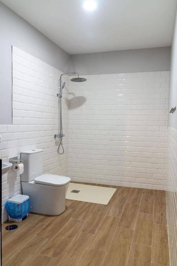 Quadruple Room with Private Bathroom in Jerez de la Frontera, Costa de la Luz