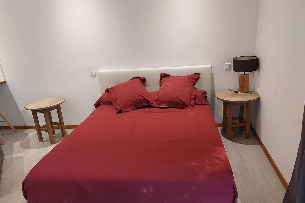 Entire apartment, Furnished studio at the foot of Mercantour in Fontan, Nice region