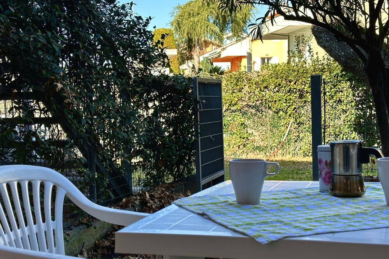Entire apartment, Palme 3 - Marcelli, one-room apartment on the ground floor, Residence Le Palme in Riviera del Conero