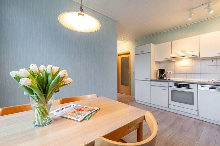 Ferienwohnung für 4 Personen, mit Terrasse und Garten in Westermarkelsdorf