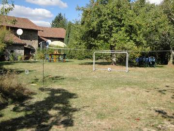 Maison De Vacances pour 4 Personnes dans Saint-Cyr, Région de Rochechouart, Photo 2