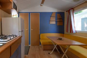 Camping pour 6 Personnes dans Lavilledieu, Ardèche, Photo 2