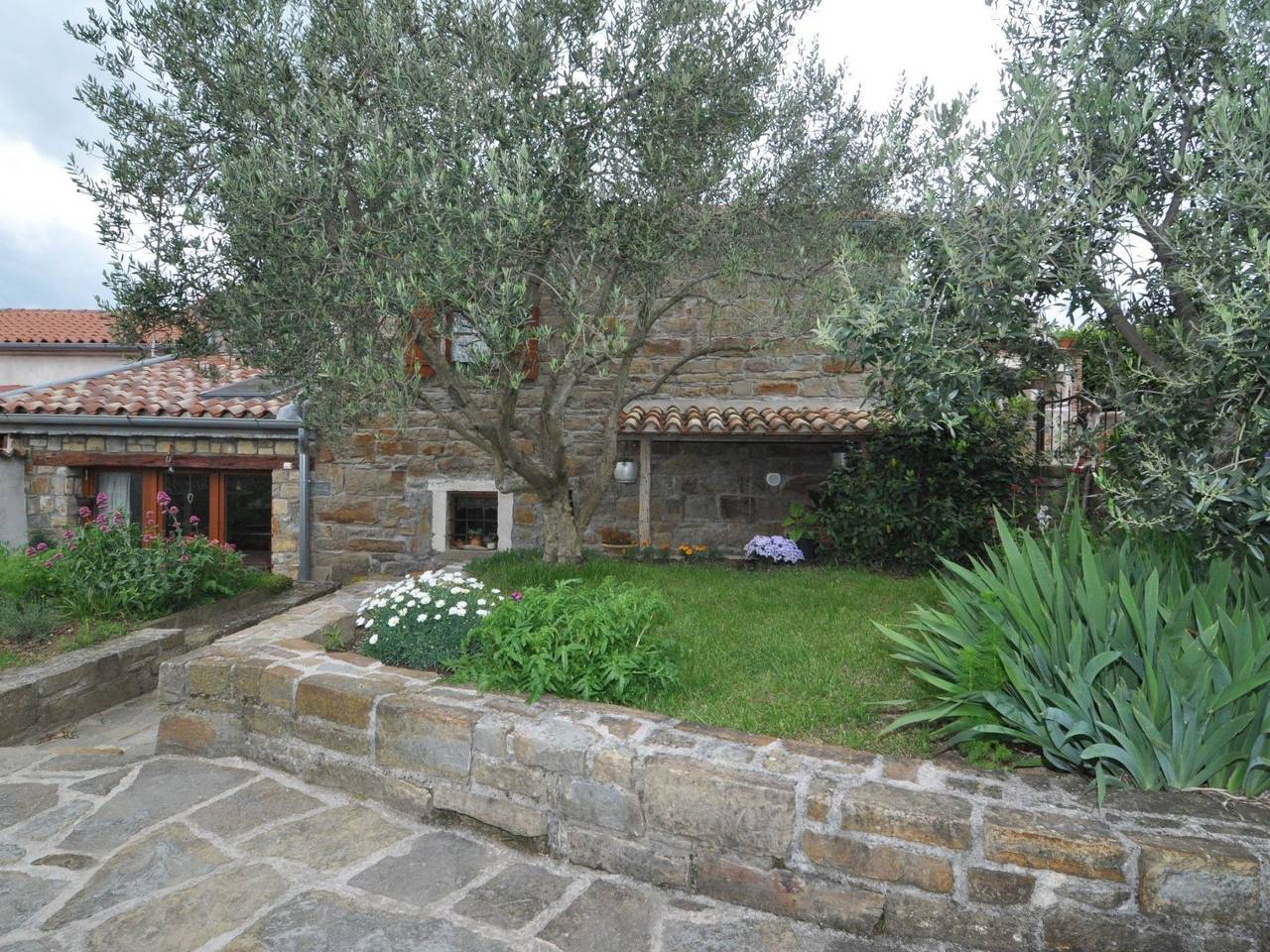 Istrisches Steinhaus in Nova vas nad Dragonjo, Piran