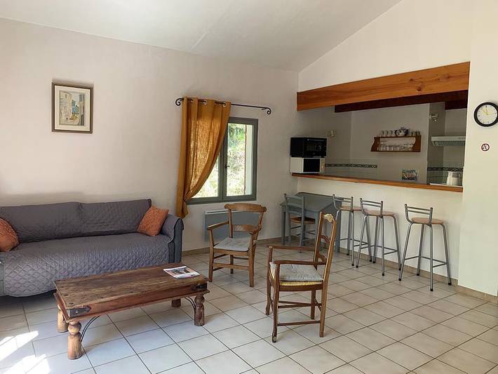 Gîte pour 4 personnes, avec jardin ainsi que terrasse et piscine à Carpentras - 4