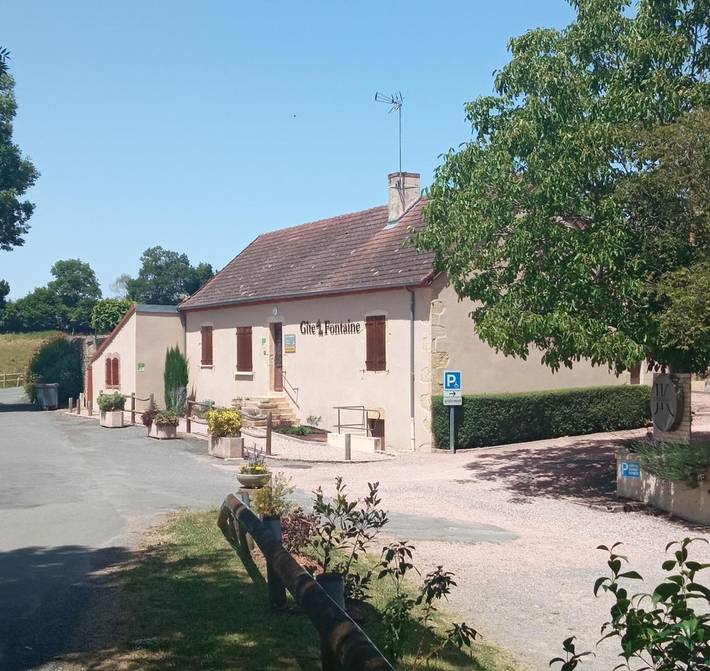 Gîte pour 8 personnes, avec jardin et terrasse, animaux acceptés dans Saône-et-Loire