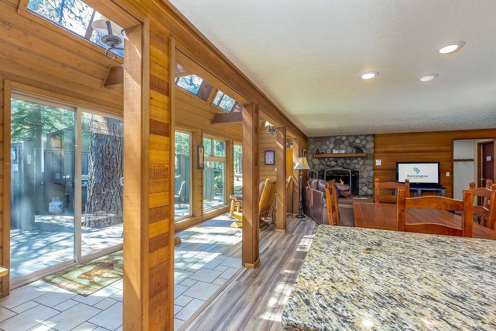 Ping Pong, Billardtisch (3/4 Größe), geschlossenes Deck, Whirlpool & Sonnenraum in Sunriver, Deschutes County