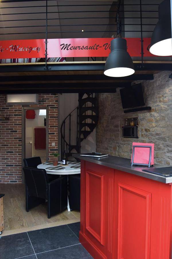 Hôtel pour 2 personnes, avec Terrasse et Vue à Corcelles-les-Arts - 4