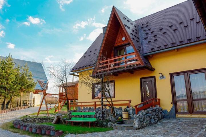 Wiejski domek dla 2 osób, z Balkon i Taras oraz Ogród i Widok w Dzianisz
