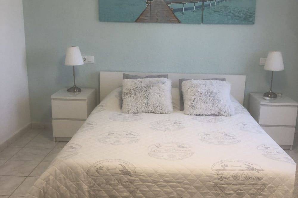 Private Villa with heated pool, a joy of tranquility space and fantastic views in Pedreguer, Costa Blanca