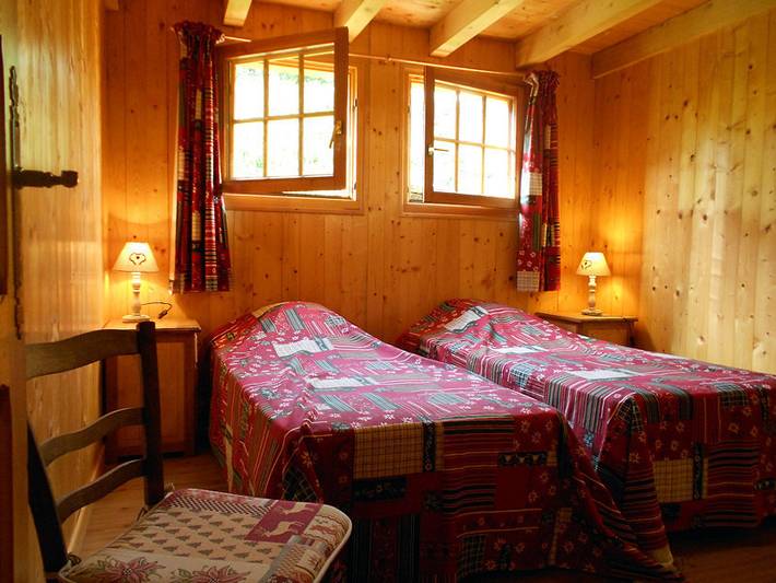 Gîte pour 8 personnes, avec terrasse, animaux acceptés à Notre-Dame-de-Bellecombe - 4