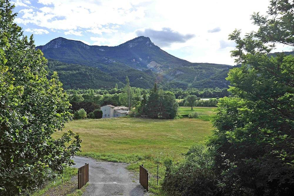 Ideal chalet for a family with 2 children. in Castellane, Verdon Regional Natural Park